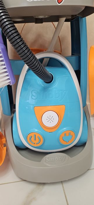Ігровий набір Smoby Візок для прибирання з пилососом і 9 аксесуарів