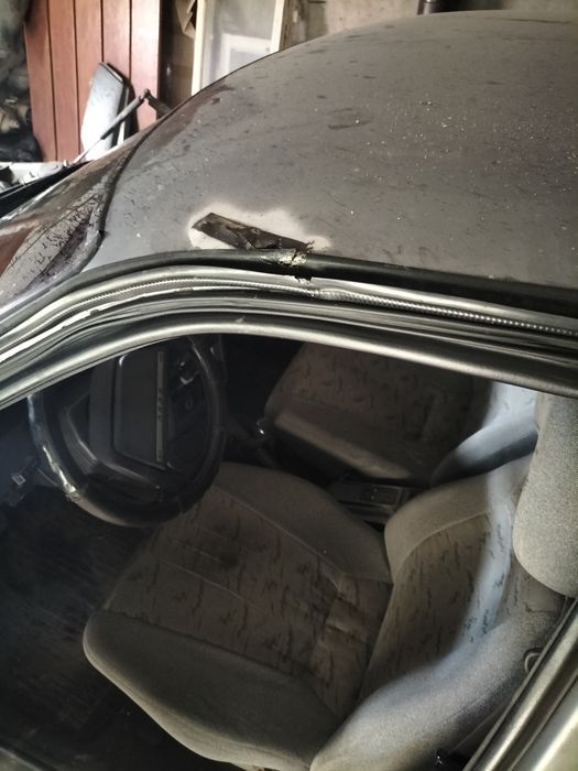 машина ваз 2110.