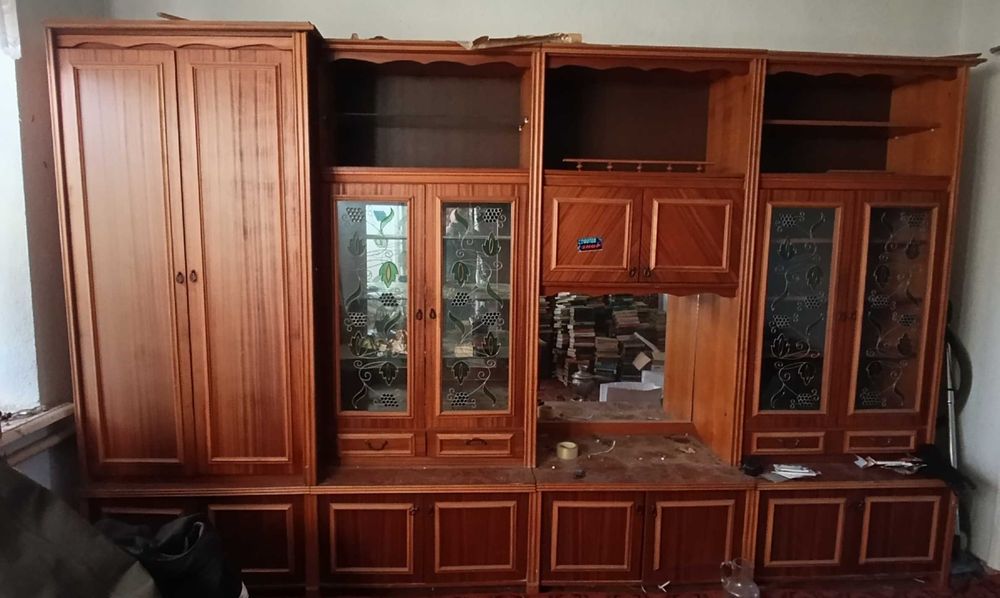 Продамо меблеву стінку