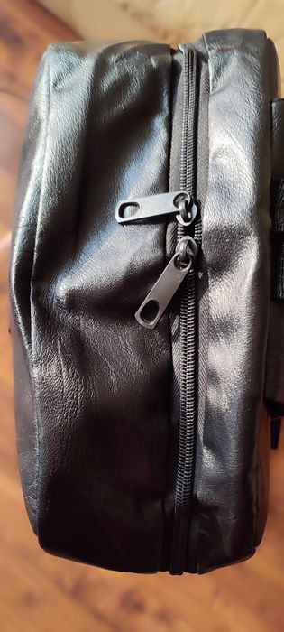 Uniseksowy, czarny plecak