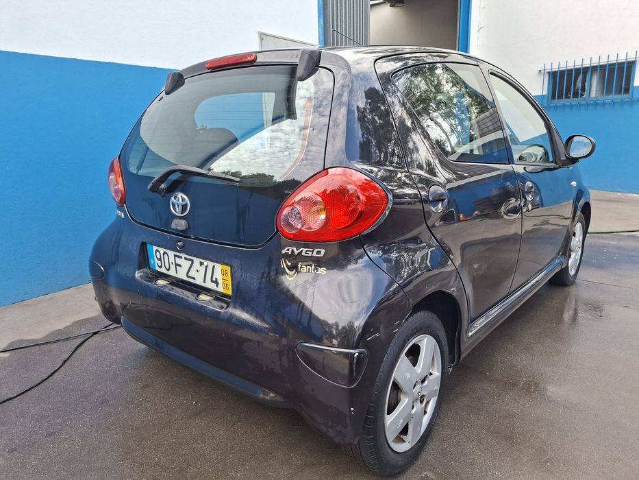 Toyota Aygo 1.0  Ac  5 portas  2008 — photo 2