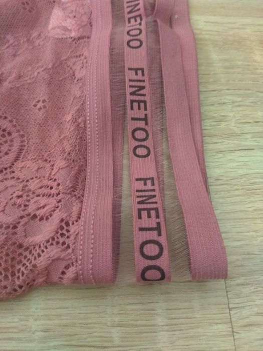 XS/S Finetoo majteczki koronkowe