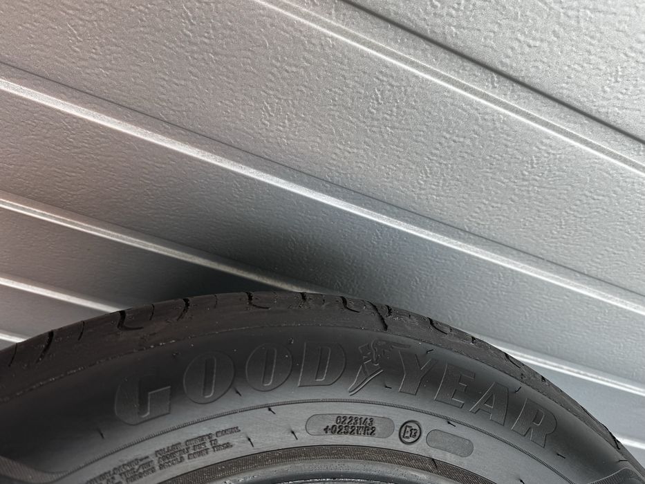 NOWE 215/55/17 98W XL GOODYEAR Opony letnie komplet