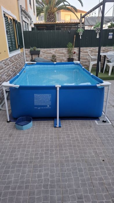 Piscina intex desmontável