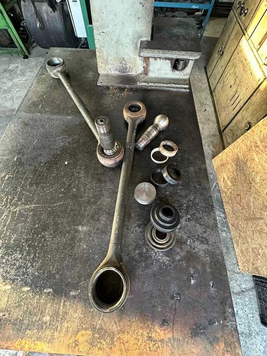 Реставрация Ричагов Рульових тяг та Наконечников  Спецтехніка ГАРАНТІЯ