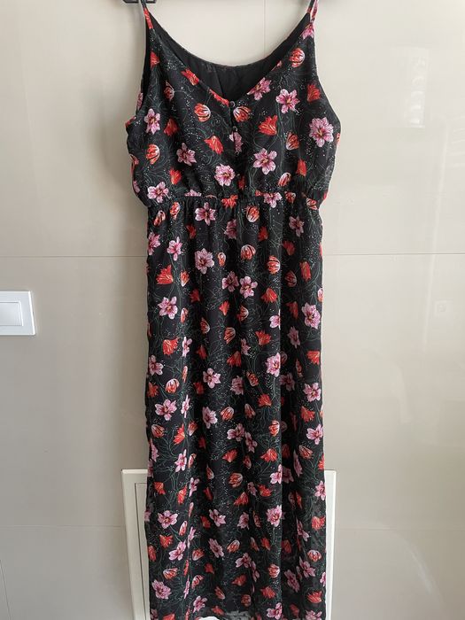 Vestido de alças florido