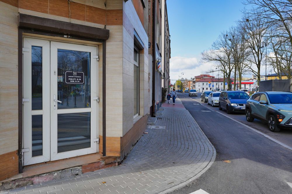 Lokal usługowy w świetnej lokalizacji - róg Floriańska i 3 Maja