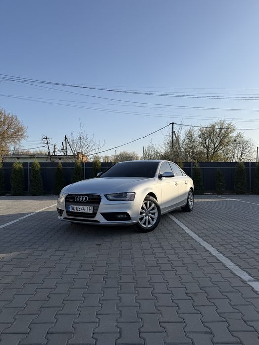 Продається Audi a4 b8