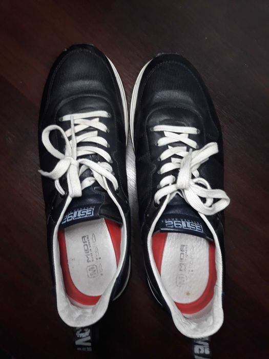 Кросівки чоловічі осінь-весна.