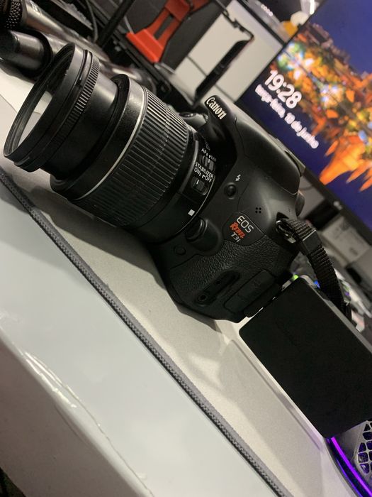 Canon T3i como nova