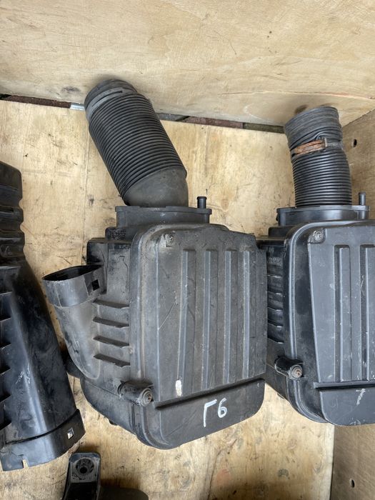 Корпус повітряного фільтра VW Passat B6 Golf 5-6 Jetta 5 Caddy Touran