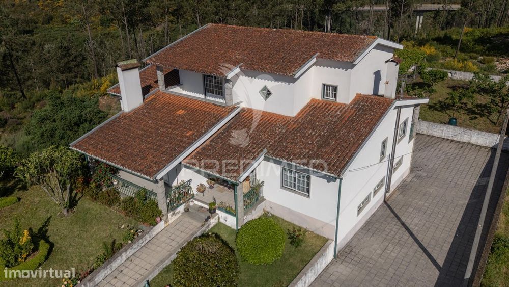 T4 Detached House in Côja, Arganil