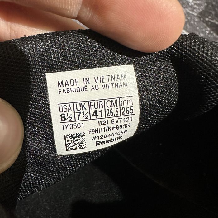 Шкіряні кросівки Reebok Classic 41/26.5 cm