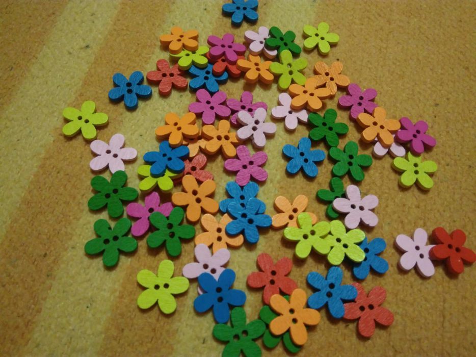 Пуговички для рукодельниц.