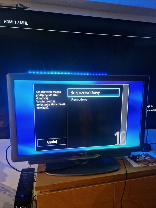 Telewizor Philips 32 Ambilight Wi Fi