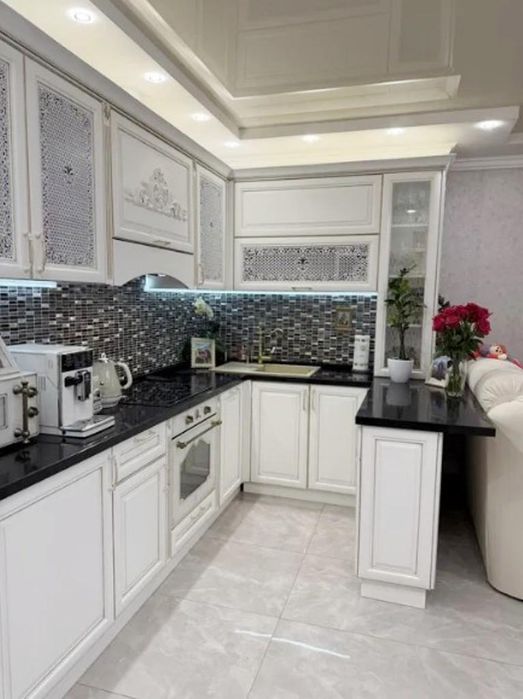 Продам 2-к квартиру з ремонтом на вул. Шота Руставелі, Черемушки (3-316-634)
