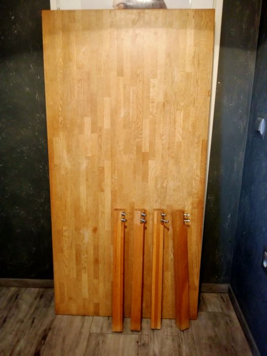 Stół dębowy sprzedam