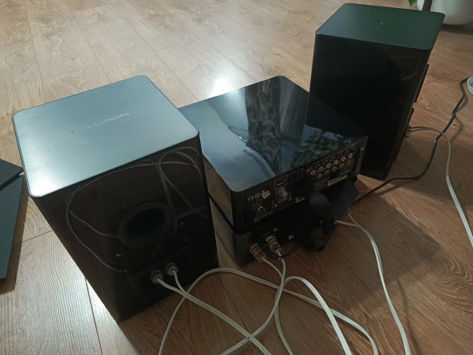 Wieża Harman Kardon MAS110 Mini piano