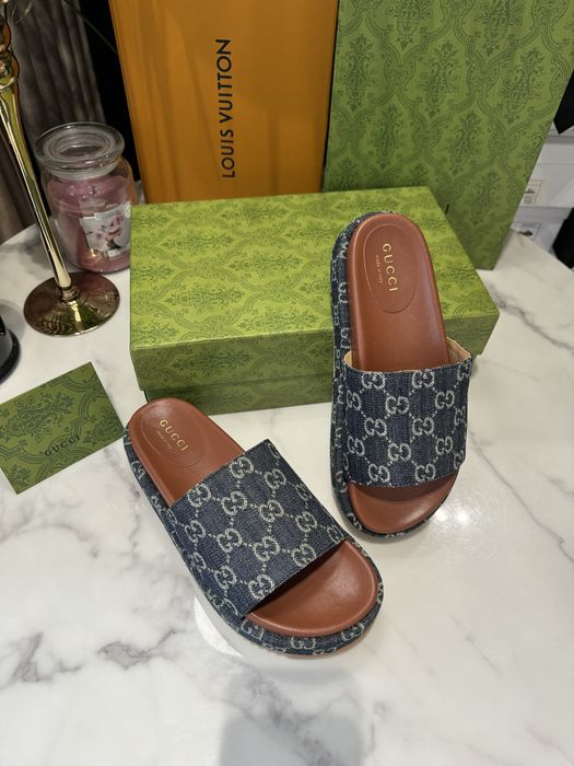 Klapki Gucci Jeans Monogram