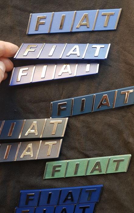 UNO Fiat Emblemas logos simbolos legendas novos