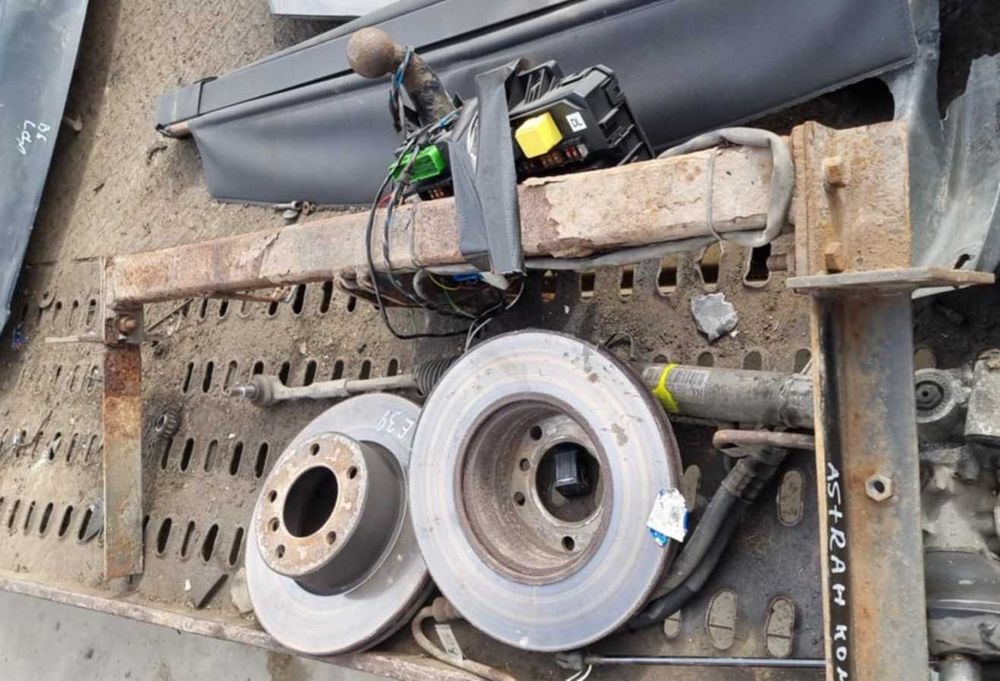 hak holowniczy kompletny Opel Astra H III kombi/ sedan/ hatchback