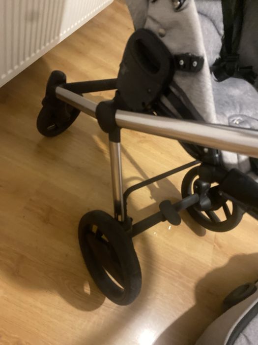 Wózek invictus 2w1 spacerówka gondola wygodny