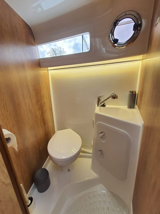 Czarter jachtu,wynajem łodzi bez patentu