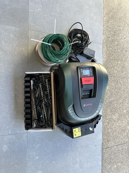 Robô Corta Relvas BOSCH Indego S+ 500