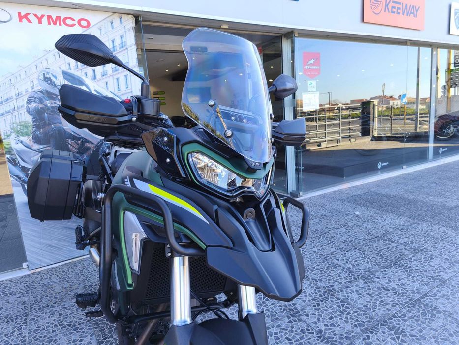 Benelli TRK 702 Touring