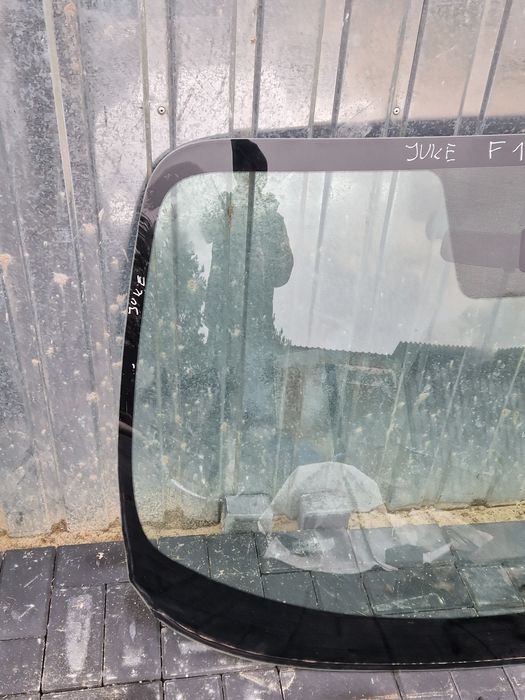 Szyba czołowa nissan juke f15