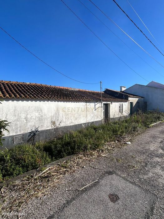 Moradia para reabilitar com terreno | Lavos — Lavos, Coimbra