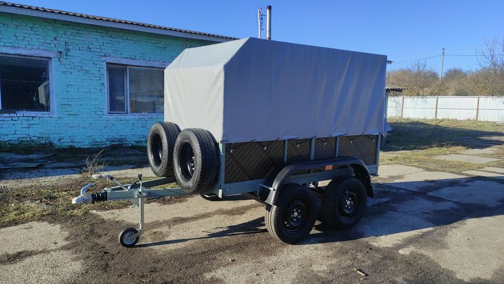 Причеп на 2,5 тон  з гальмами бортовий