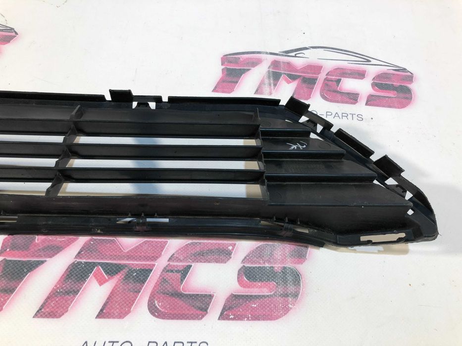 Grelha Parachoques TOYOTA AVENSIS III 3 T270 FACELIFT Original