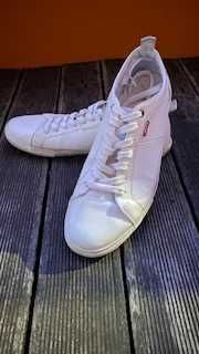 Tenis Levis Semi novos