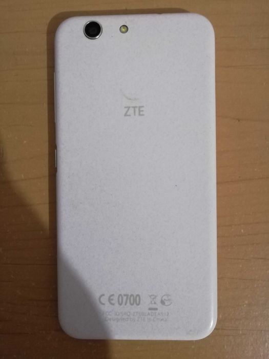 Telemóvel ZTE Blade A512