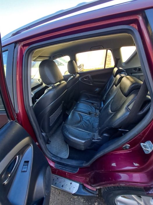 Продам тойота рав 4