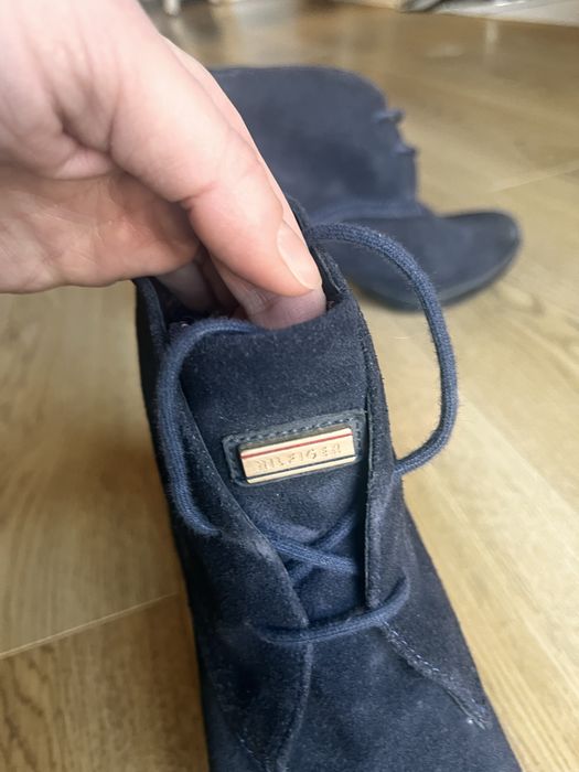 Botki Tommy Hilfiger granatowe sznurowane 40