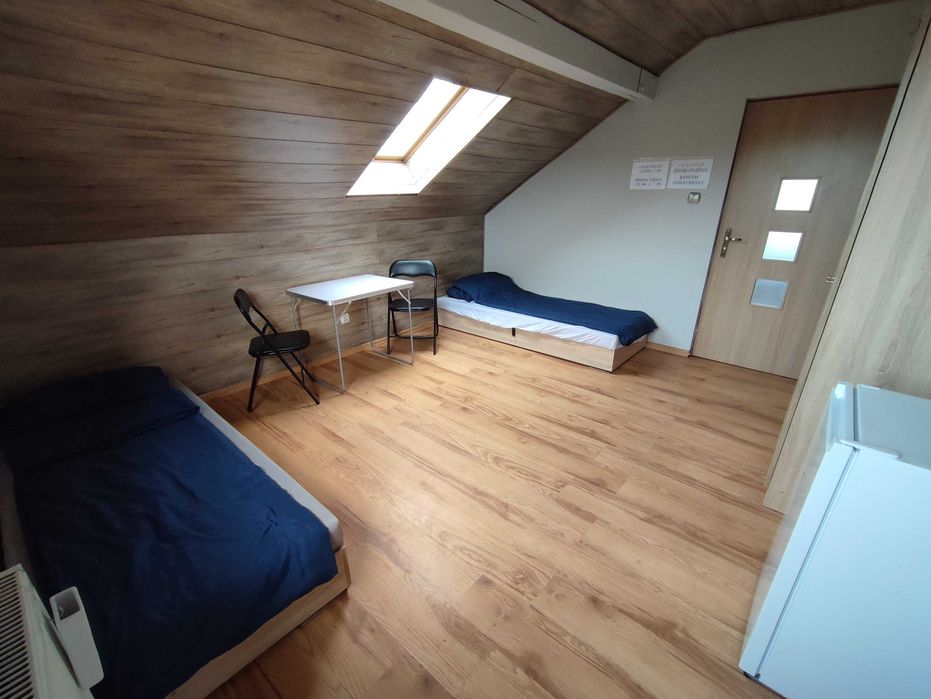 Pokój dla 1 lub 2 osób, Кімната для 1 або 2 осіб, Room for 1 or 2 people, Habitación para 1 o 2 personas