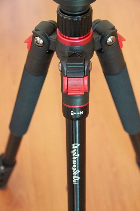 Tripé Maquina Fotográfica Qing zhuang shi dai