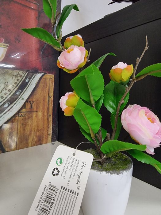 Sztuczne kwiaty w Białej doniczce Dalia różowe jak żywe