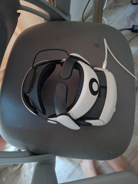 Meta quest 3 z dodatkiem bobo vr s3 pro 512gb