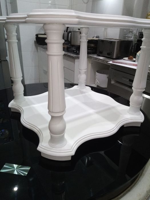 Mesa de apoio com vidro biselado