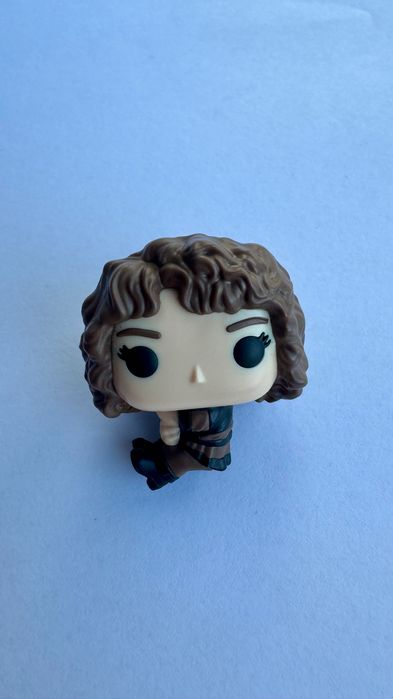 Іграшка Ненсі з stranger things