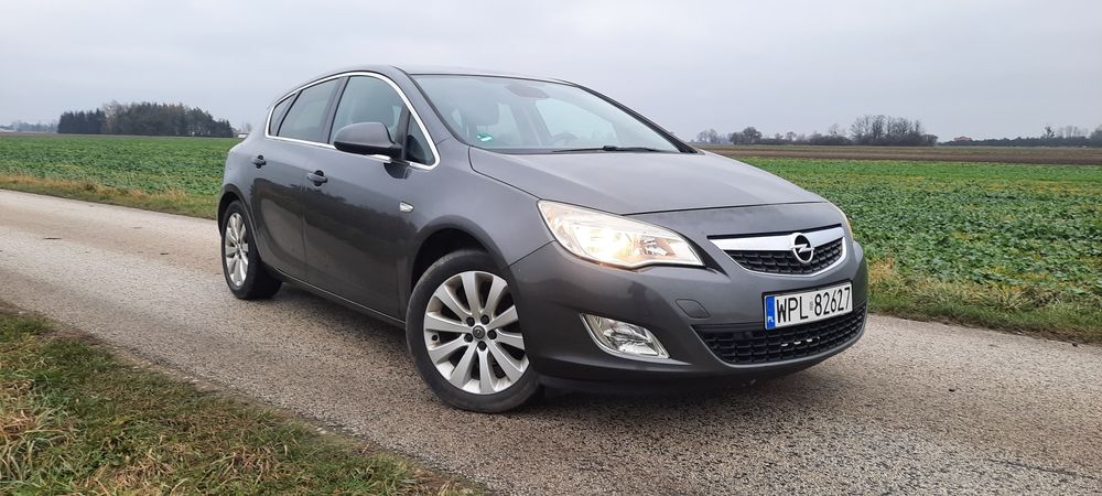 Opel astra J   IV
