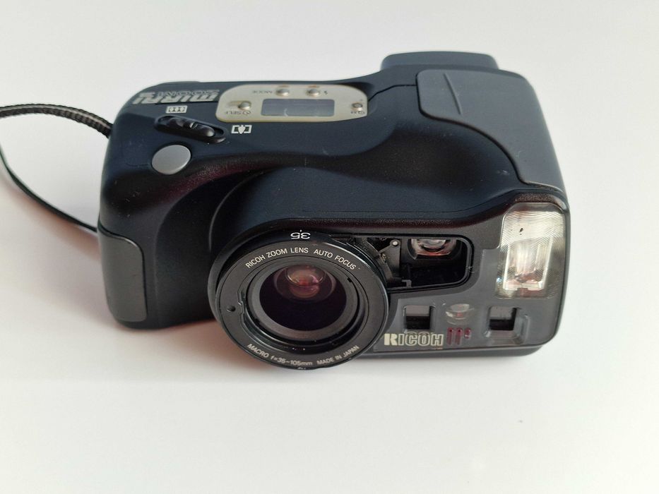 Aparat analogowy Ricoh Mirai Zoom 3