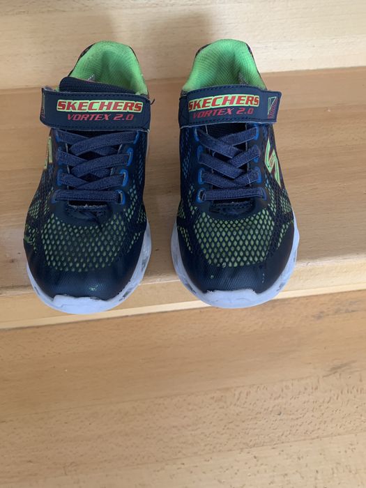 Кросівки skechers
