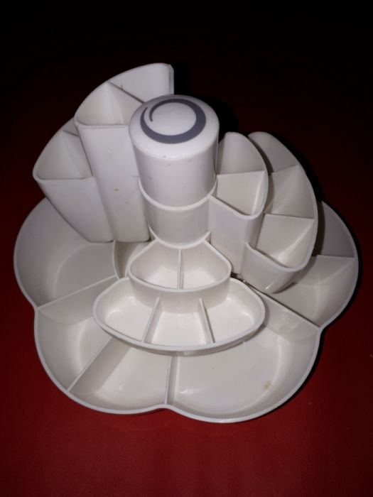 Porta maquilhagem ou jóias