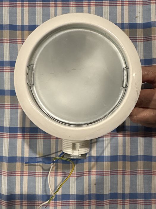 Projetores de Teto - Luz Branca