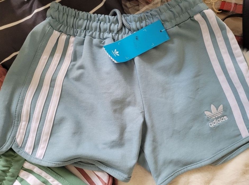 Spodenki damskie logo wyszywane Adidas 2 kolory! M L