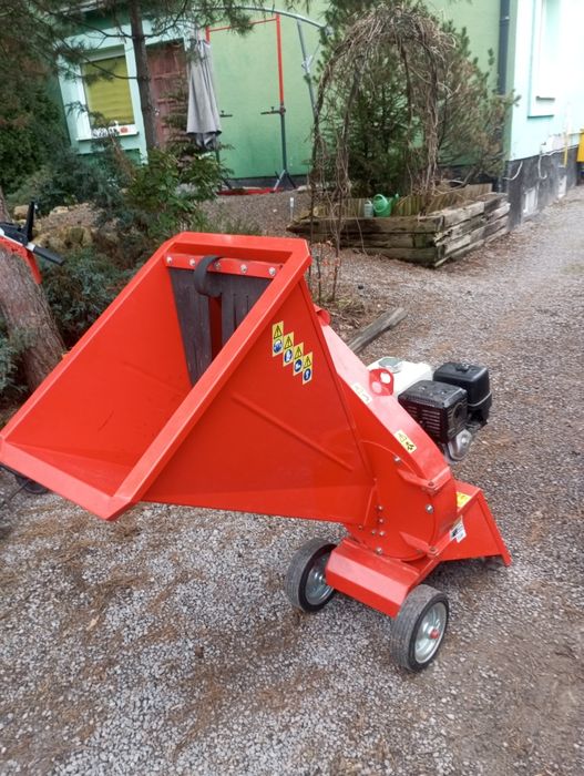 Wypożyczalnia rębaków spalinowych